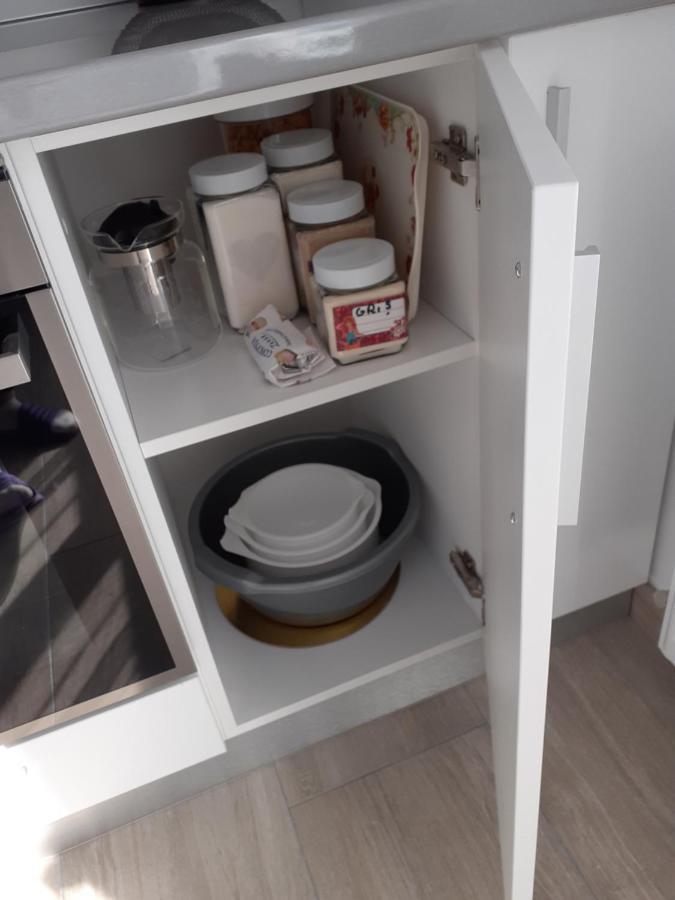 Sara Apartman Livezeni  Екстер'єр фото