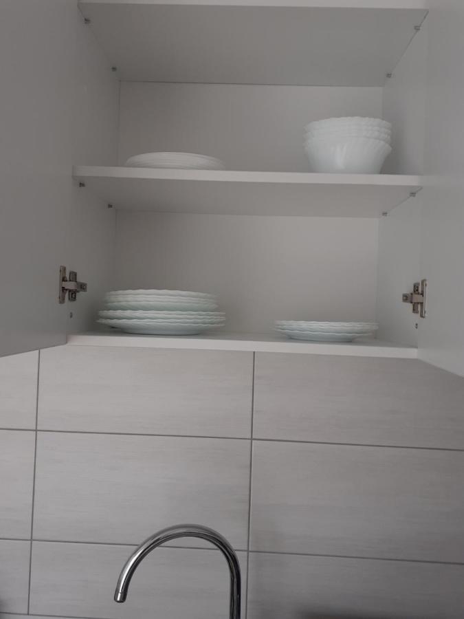 Sara Apartman Livezeni  Екстер'єр фото