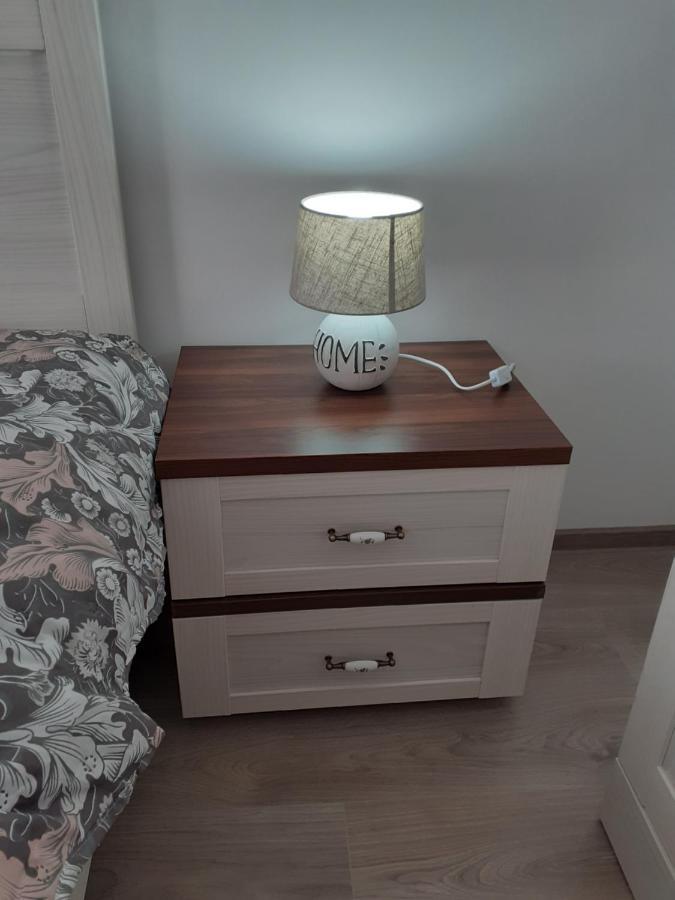 Sara Apartman Livezeni  Екстер'єр фото